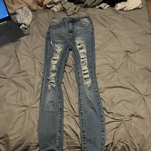 00 small blue ripped jeans